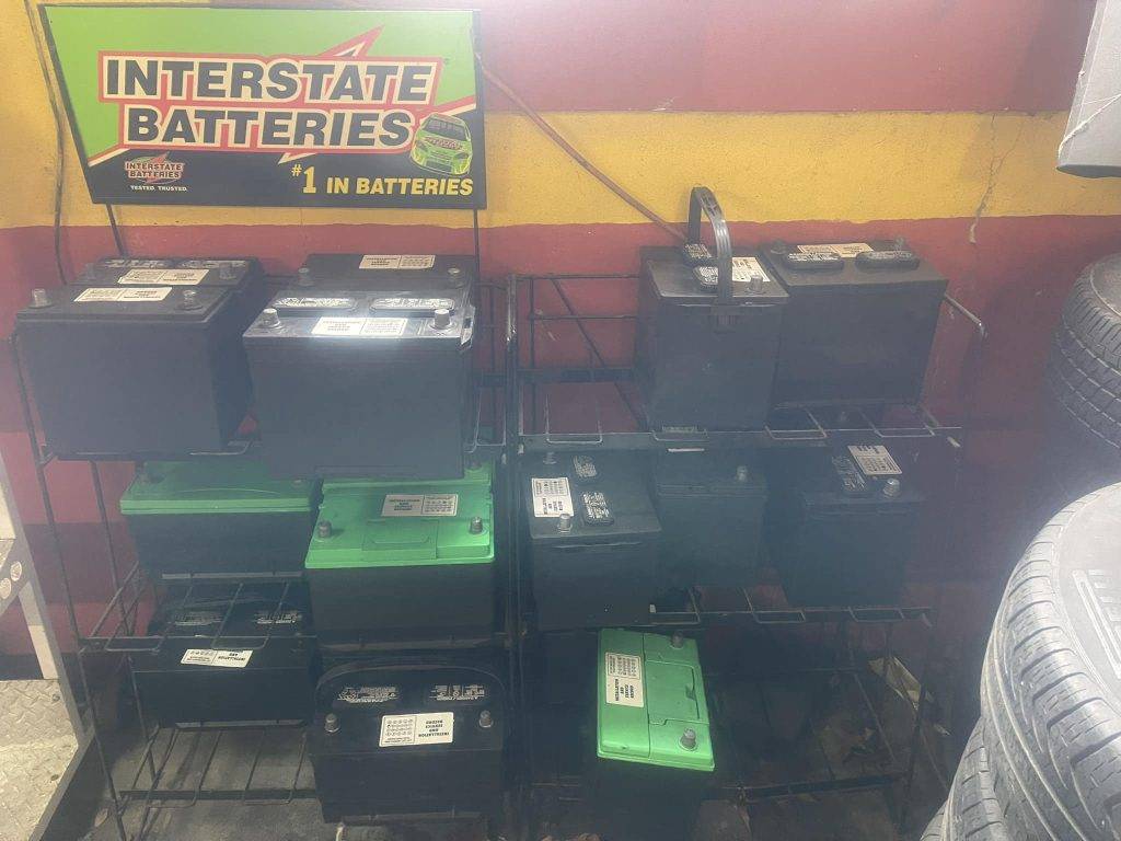 Best Auto & Truck Salvage (12)